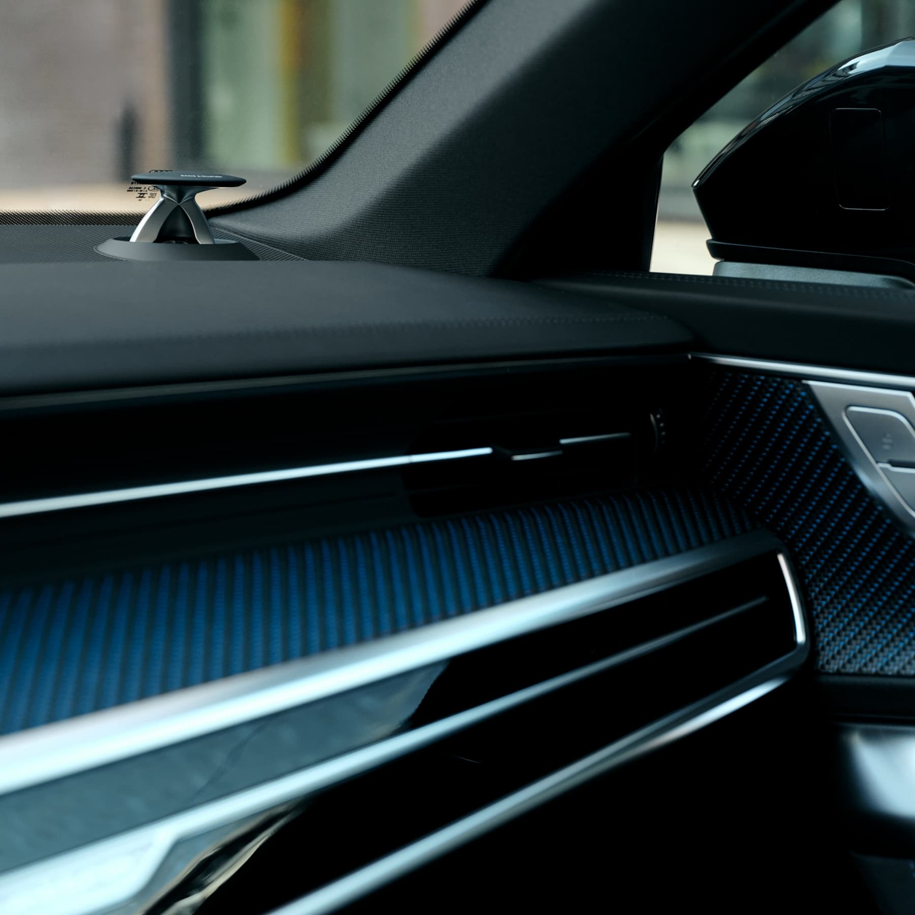 sportwagen-mieten-audi-rs6-performance-bang-olufsen-mosaik-motors
